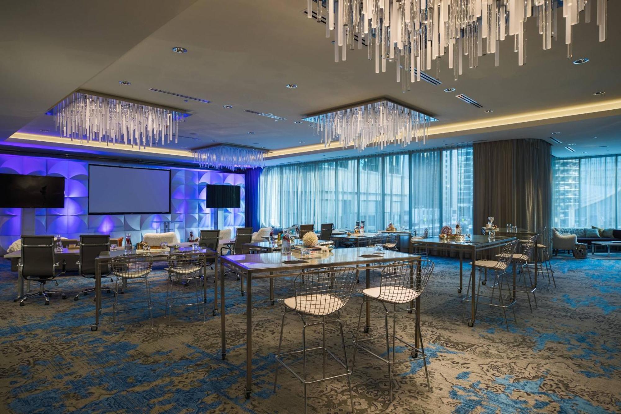 Renaissance Chicago Downtown Hotel Екстериор снимка