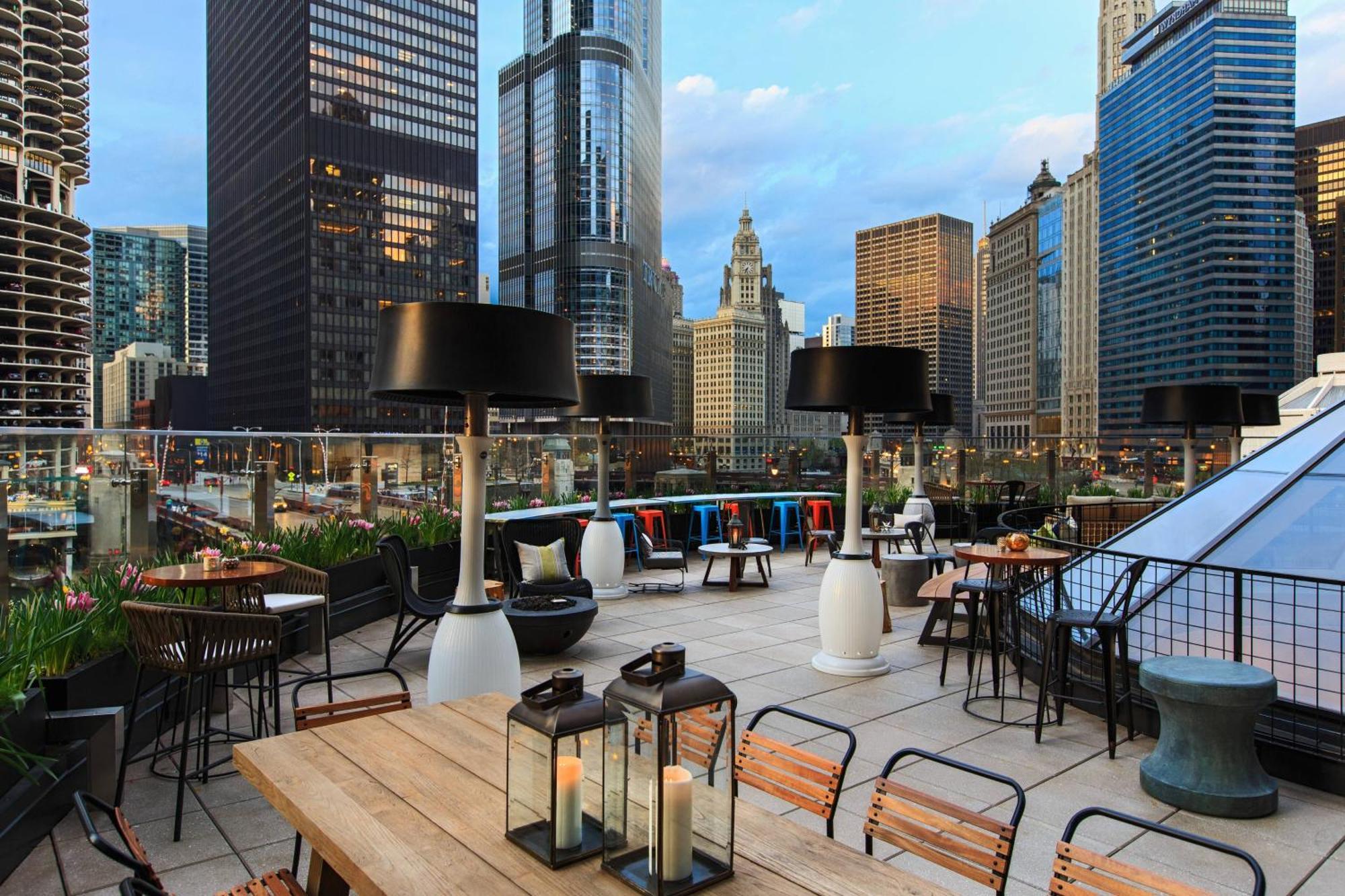Renaissance Chicago Downtown Hotel Екстериор снимка
