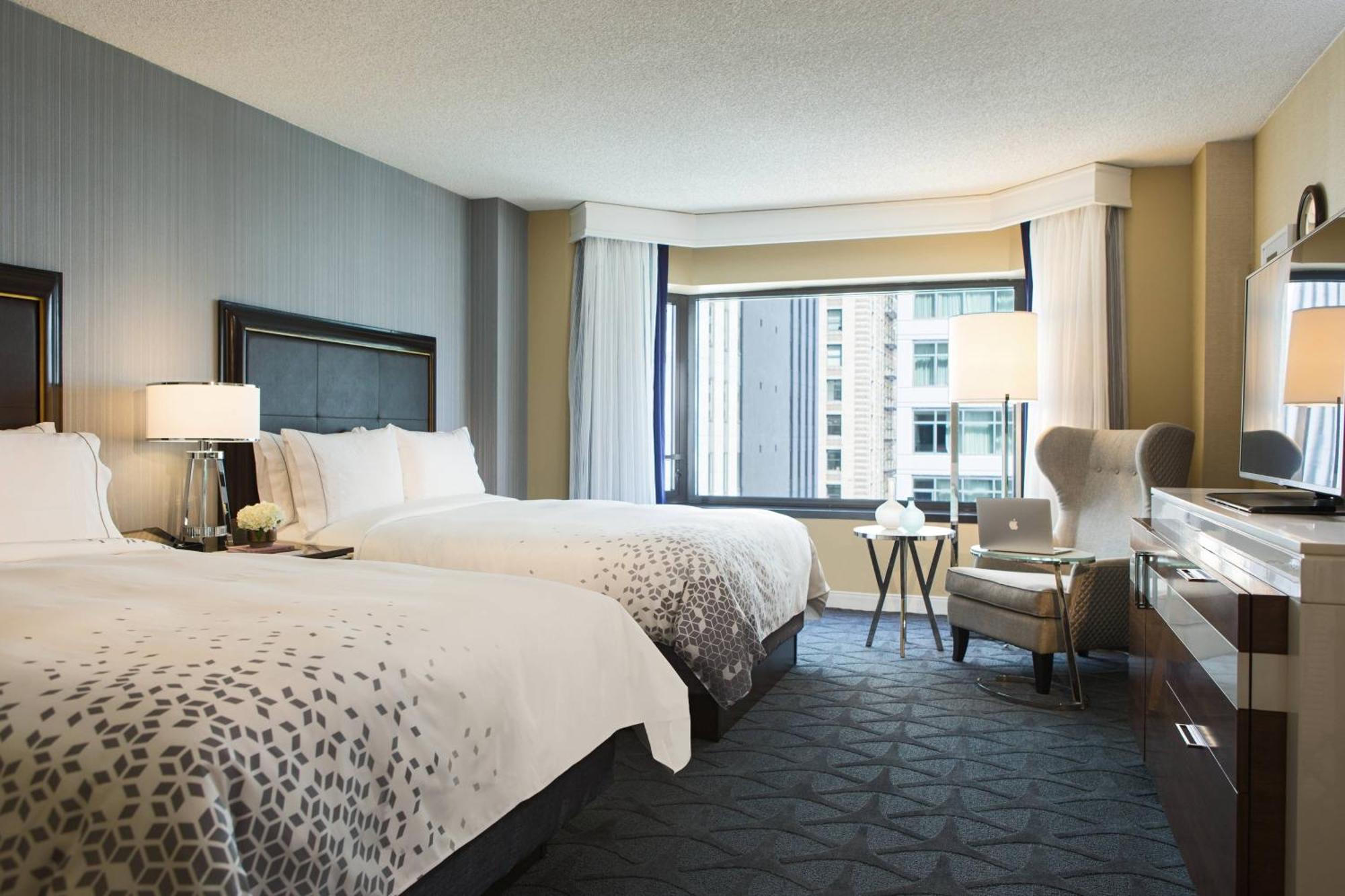 Renaissance Chicago Downtown Hotel Екстериор снимка