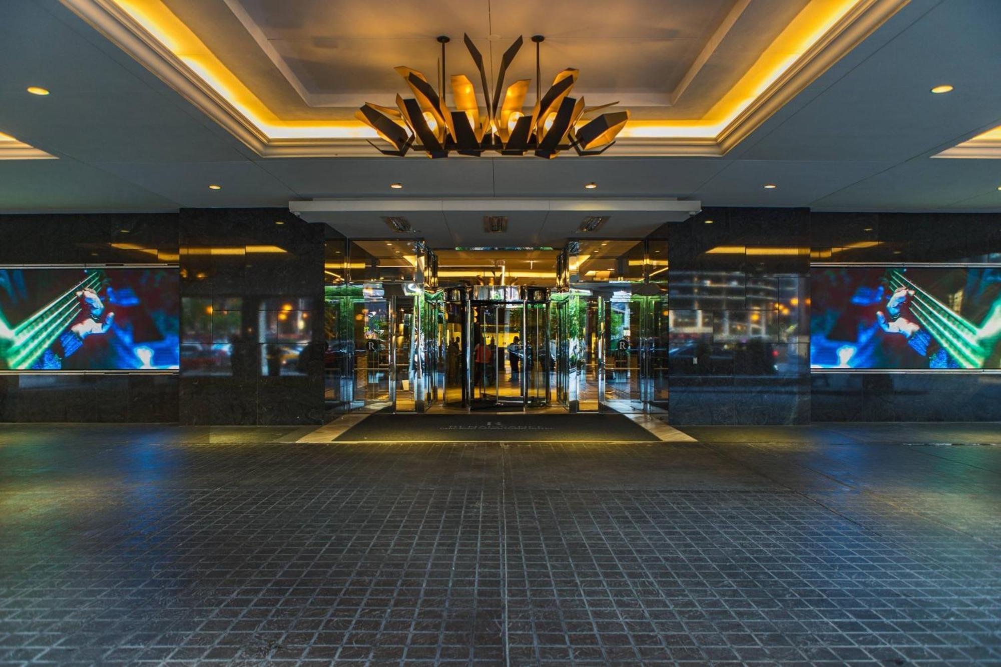 Renaissance Chicago Downtown Hotel Екстериор снимка