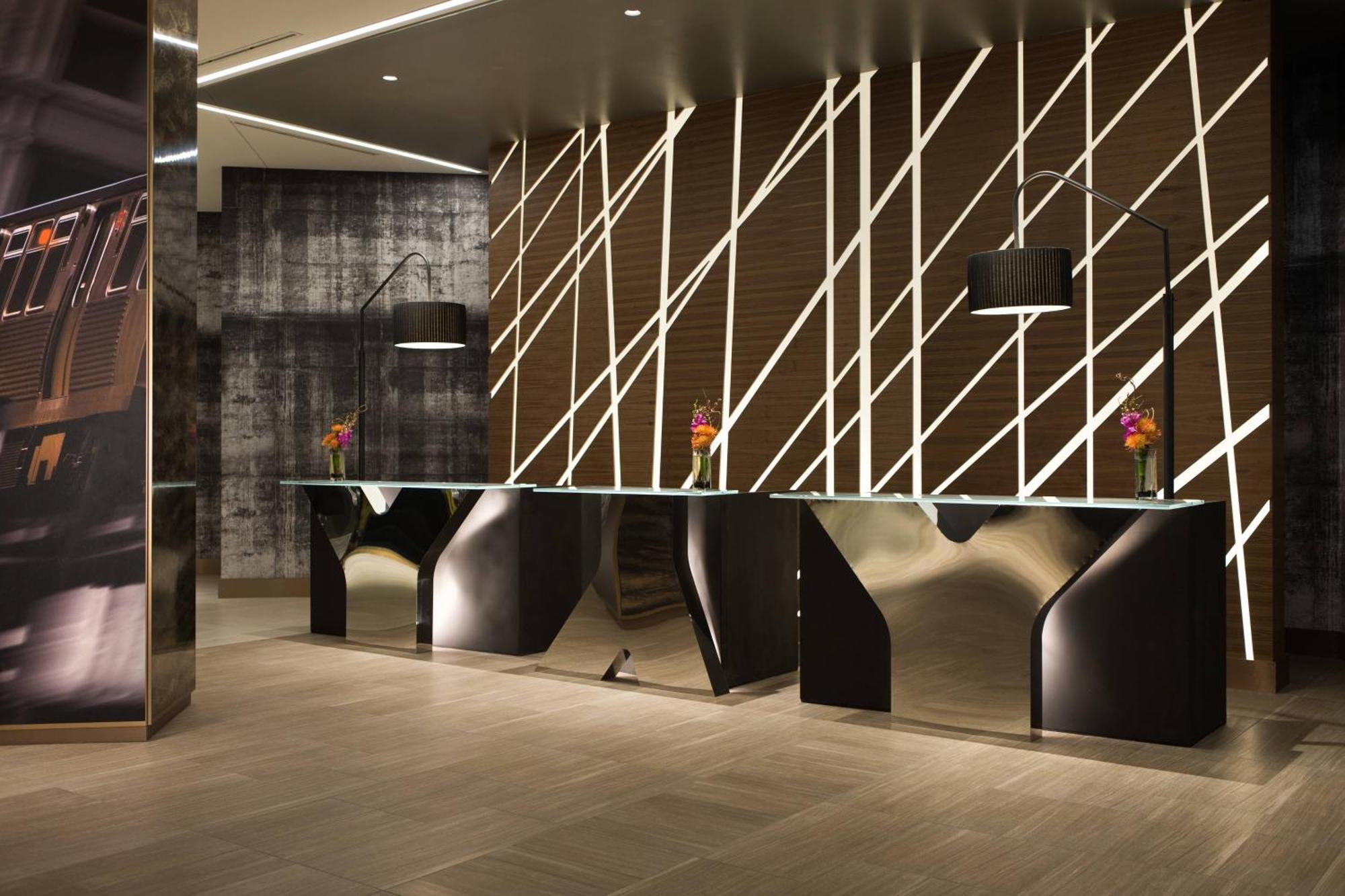 Renaissance Chicago Downtown Hotel Екстериор снимка