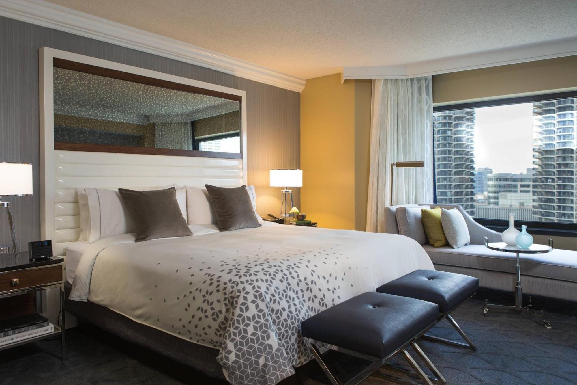Renaissance Chicago Downtown Hotel Екстериор снимка